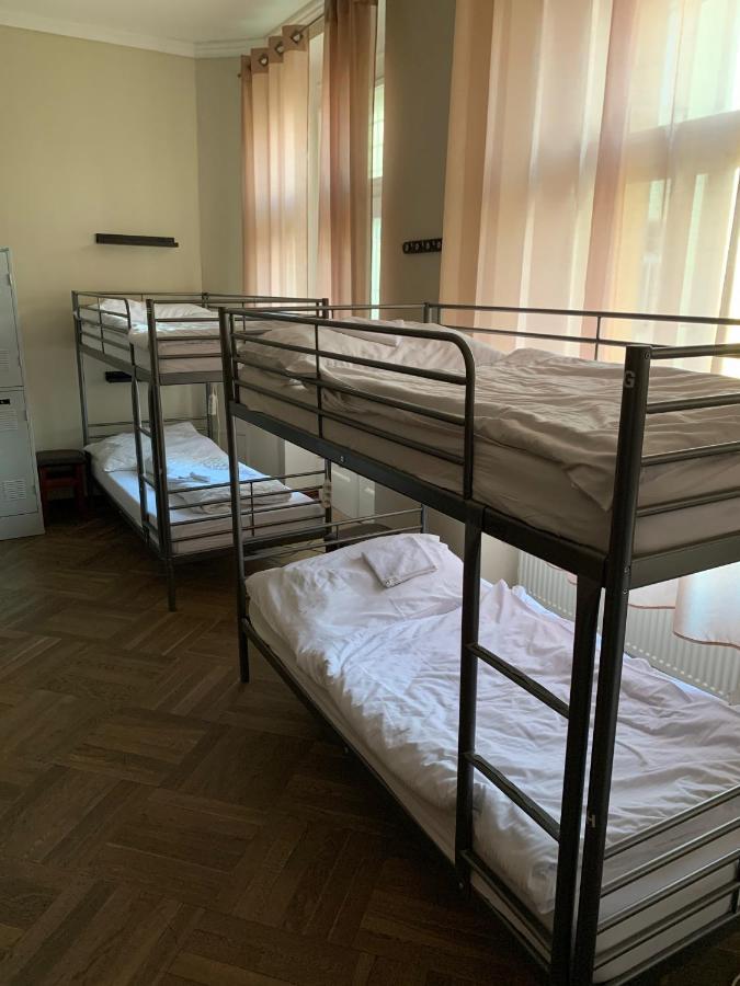 Onefam Old Town Hostel Прага Екстериор снимка