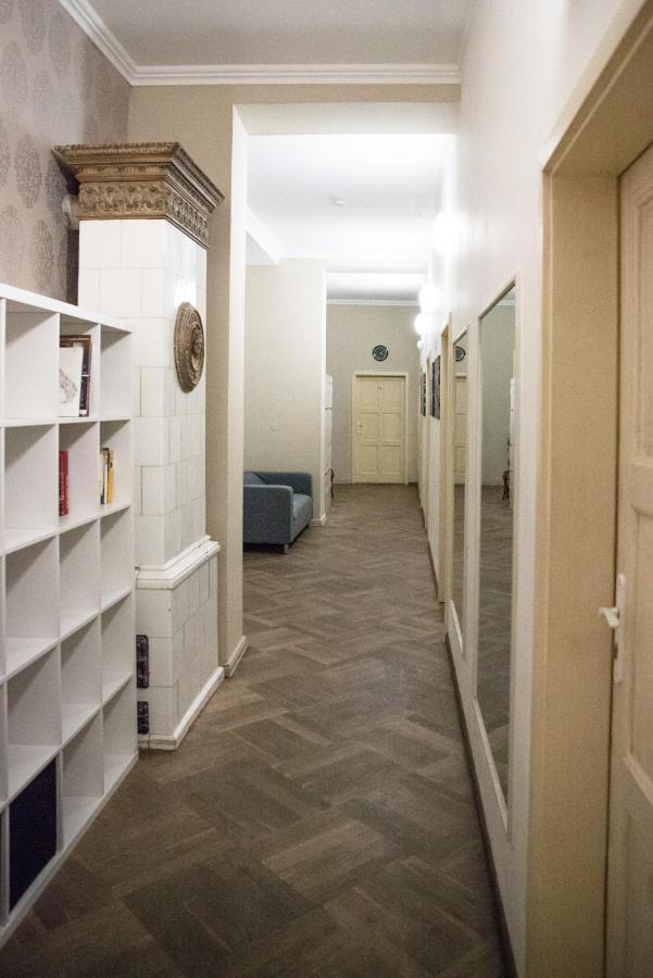 Onefam Old Town Hostel Прага Екстериор снимка