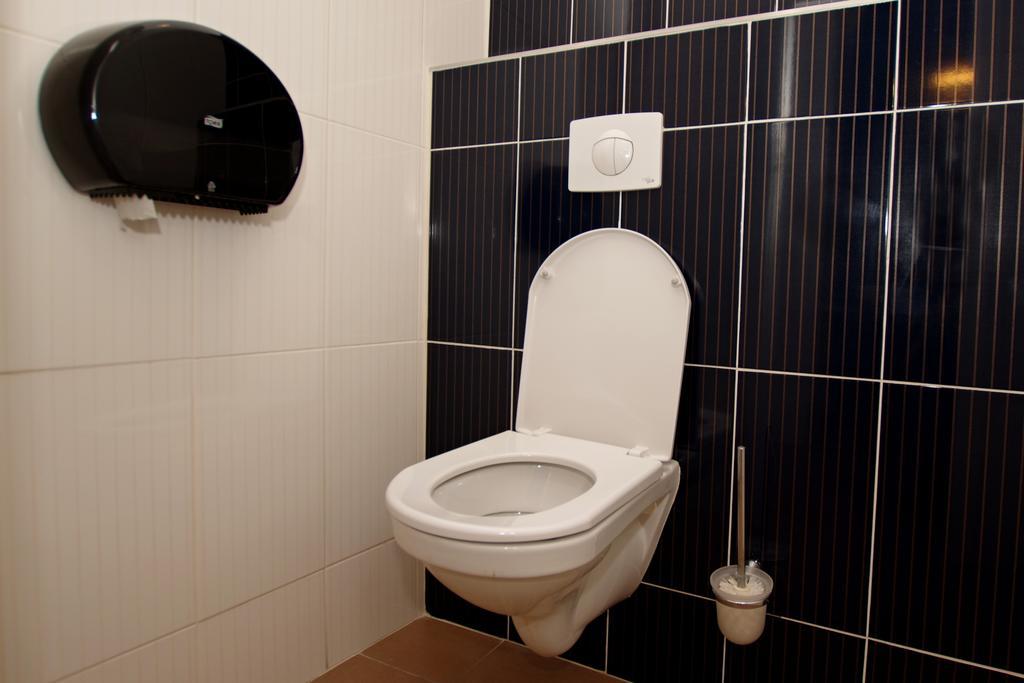 Onefam Old Town Hostel Прага Екстериор снимка