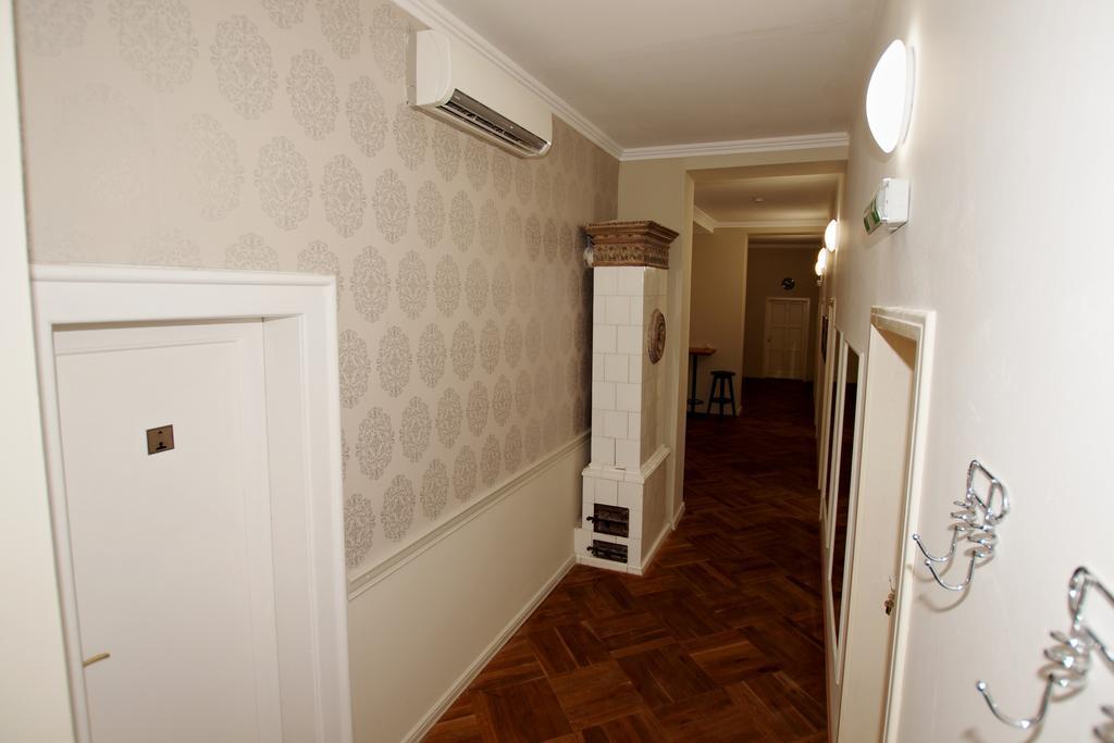 Onefam Old Town Hostel Прага Екстериор снимка