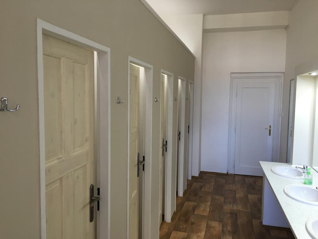 Onefam Old Town Hostel Прага Екстериор снимка